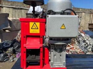 portrait back of CS500 cable stripper